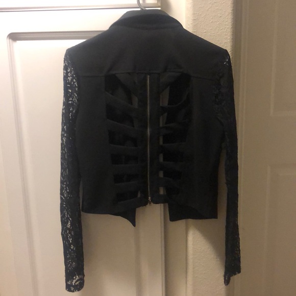 jacket - Picture 2 of 3